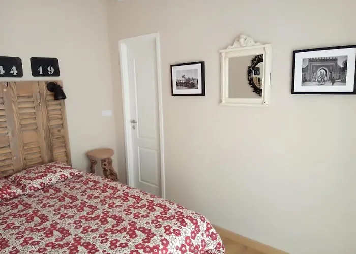 Nora Velha T1 דירה